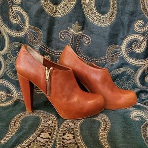 Loeffler Randall leather heels 9